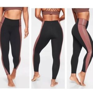 Athleta Salutation Leggings